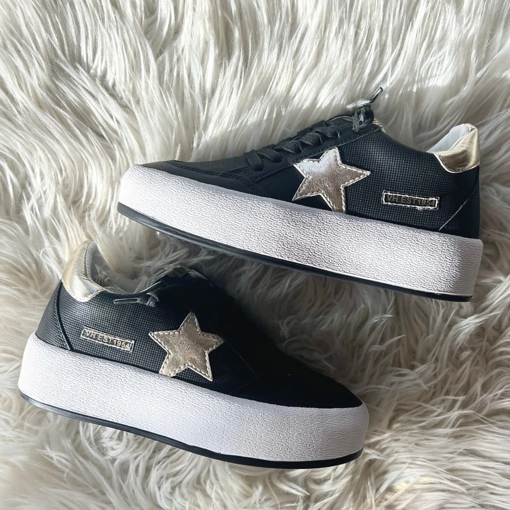 BRAND NEW IN BOX Vintage Havana realm sneaker